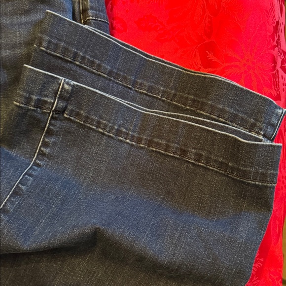 Torrid Bombshell Flare Super Soft Women’s Jeans (18T) - Picture 2 of 8